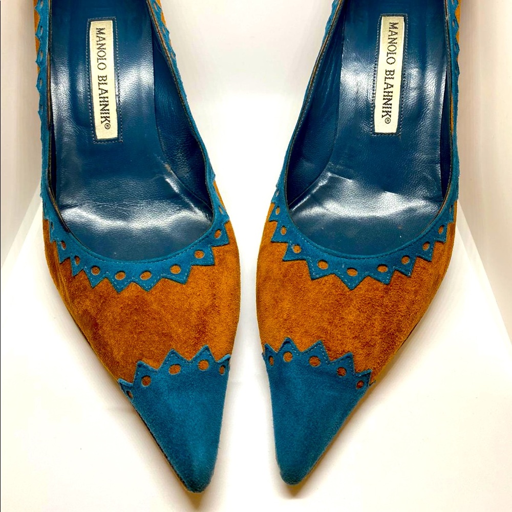 Manolo Blahnik Suede Pumps - VERY GOOD CONDITION!